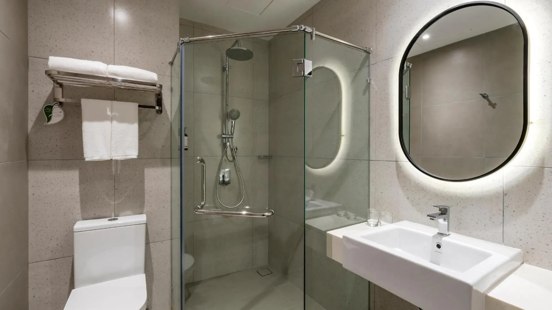 Lyf Chinatown Kuala Lumpur Hotel Malaysia